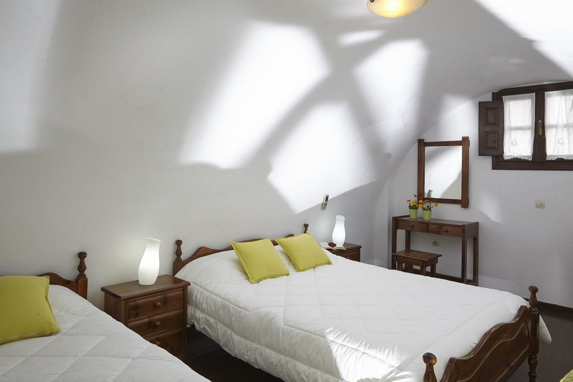 Anna Traditional Apartments Kamári Zewnętrze zdjęcie