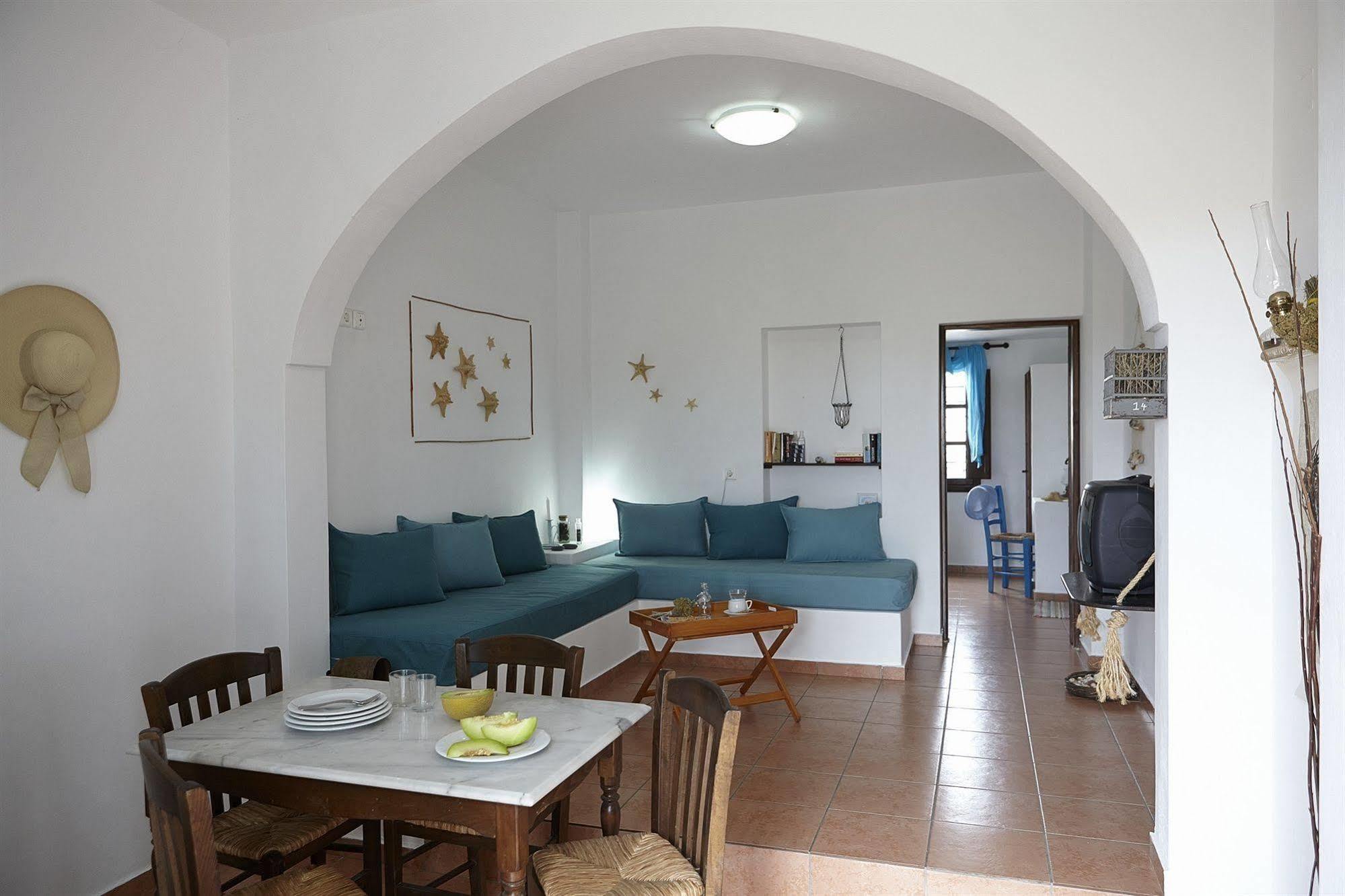 Anna Traditional Apartments Kamári Zewnętrze zdjęcie